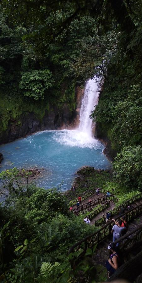 Cabinas El Pilon Rio Celeste Exterior photo